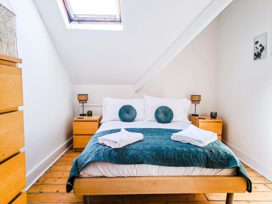 3 Bed Flat Near To Cardiff And Cardiff Bay Apartment ภายนอก รูปภาพ