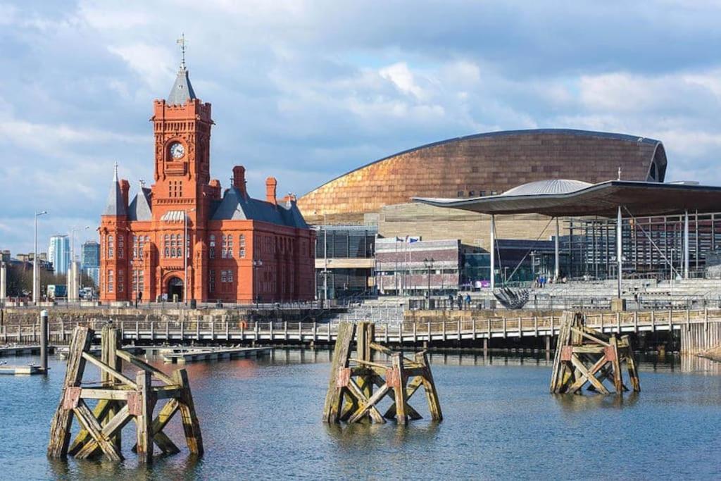 3 Bed Flat Near To Cardiff And Cardiff Bay Apartment ภายนอก รูปภาพ